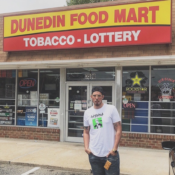 Meet your Posher, Danny - Picture 1 of 1